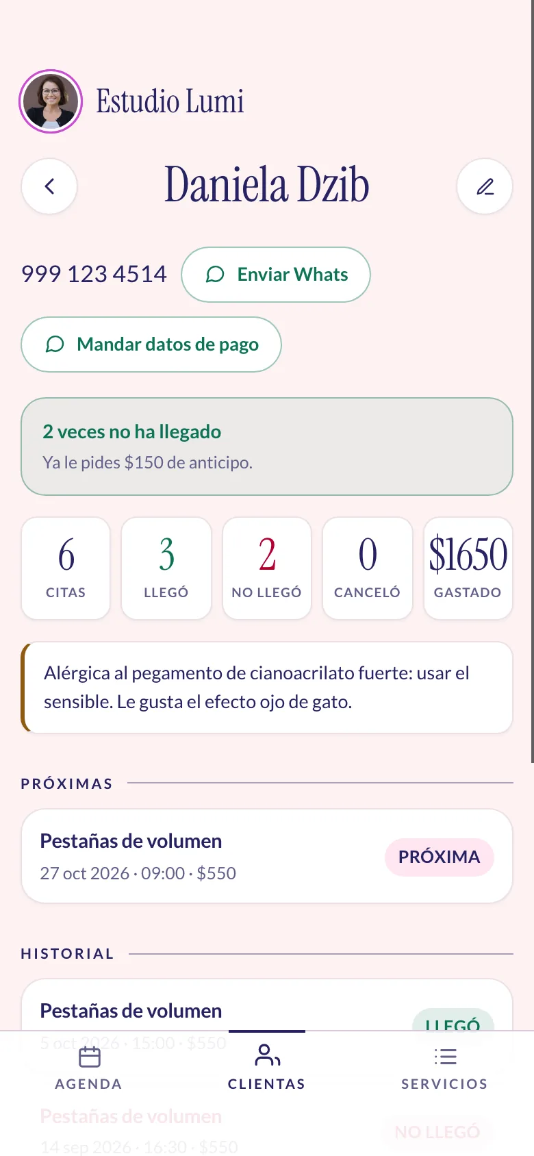 Ficha de una clienta con dos inasistencias y el anticipo activado
